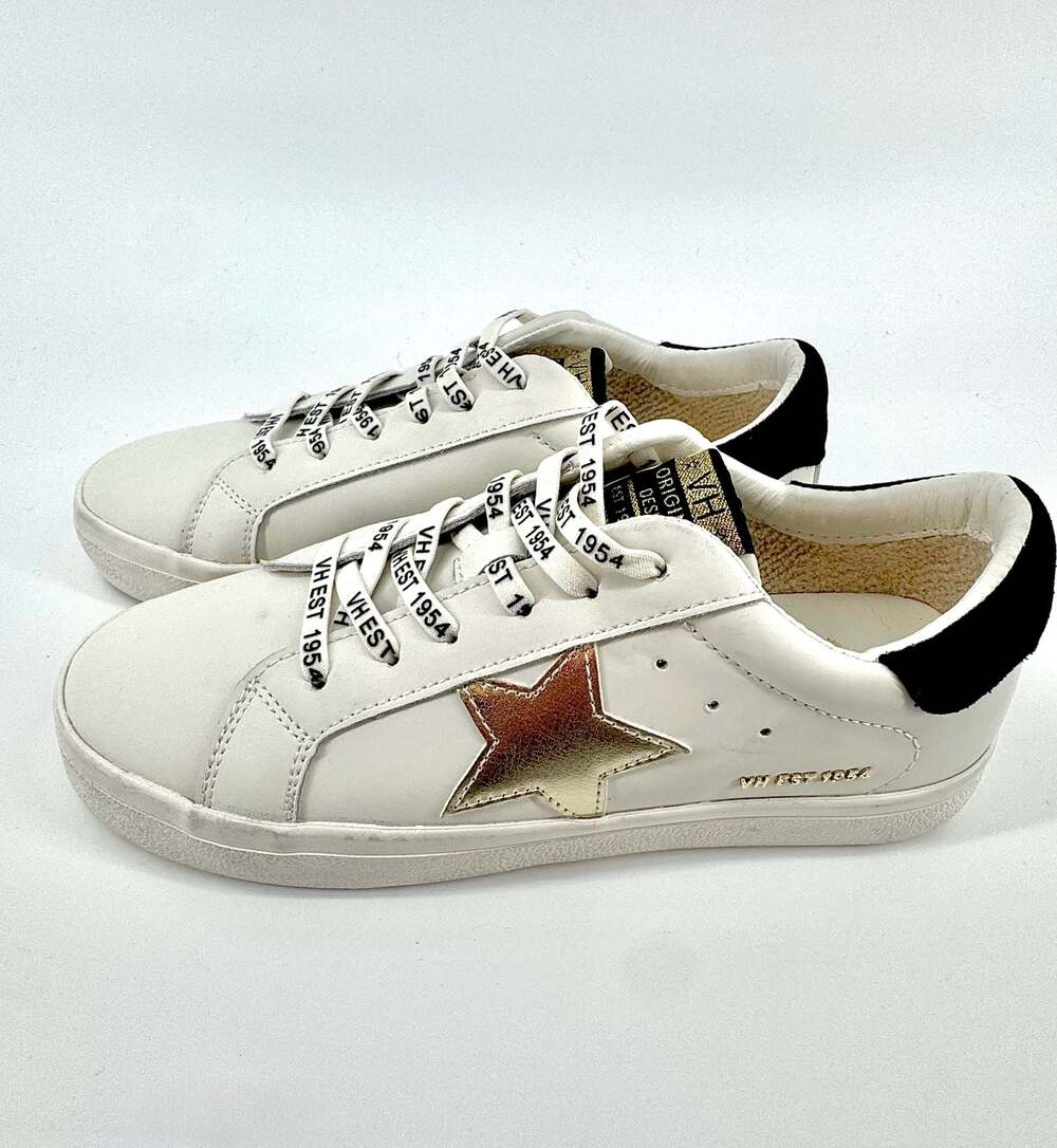 NIB Vintage Havana Epic Leather Low Top Sneakers White Gold Star Size 8 / 38